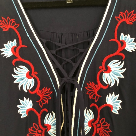 Lulu’s Lace Up Embroidered Shift Dress NEW! - Picture 5 of 12